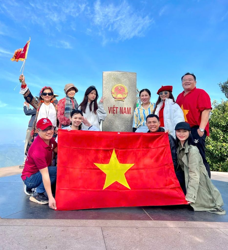 476441112 122203943030180938 7132505965943916508 n Color Tour - Khởi Nguồn Giá Trị Sống Tháng 10 1, 2026